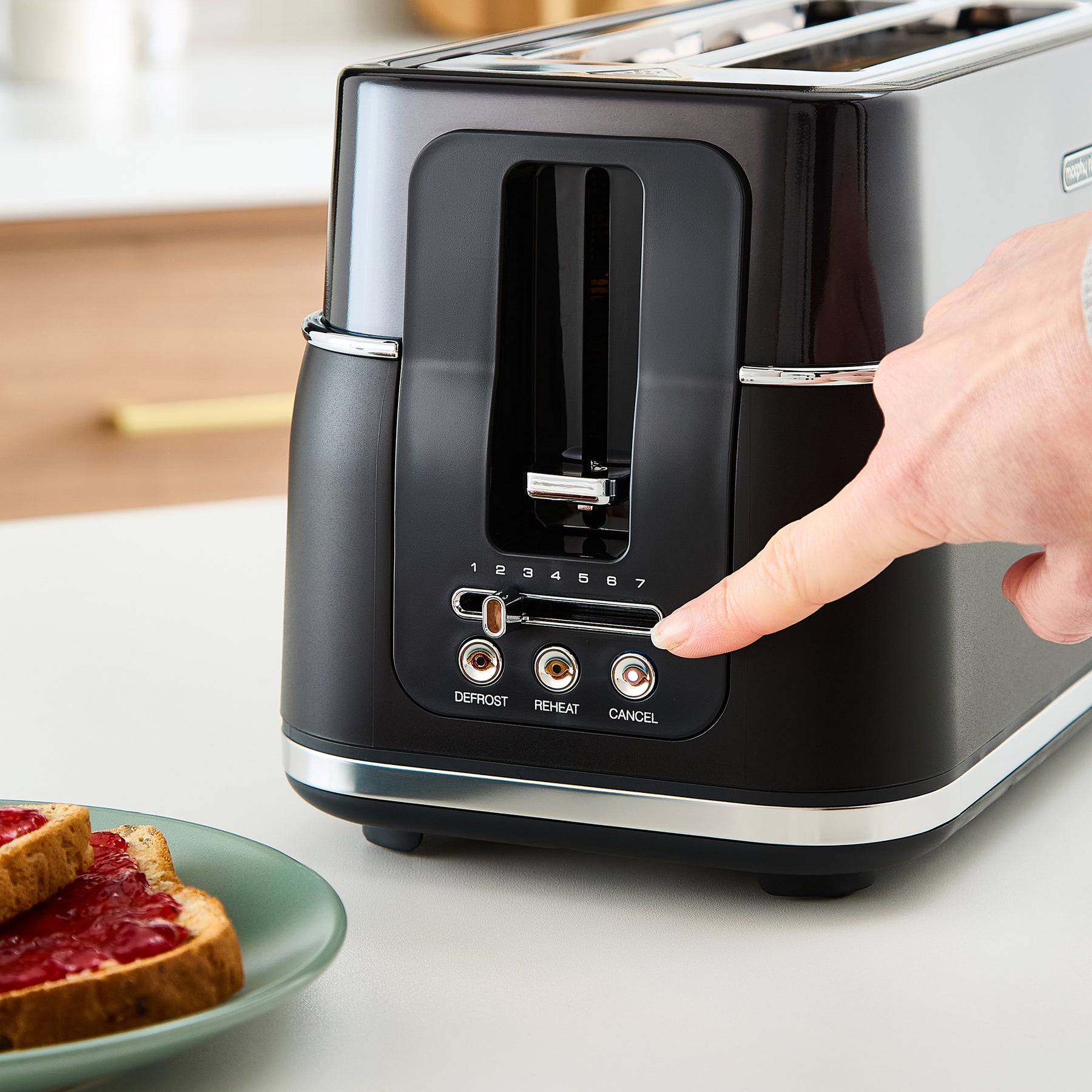 Signature Matt Black 4-Slice Toaster – Morphy Richards UK