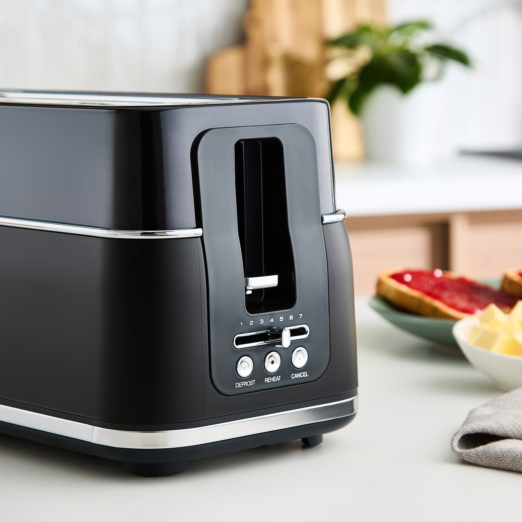 Signature Matt Black 4-Slice Toaster – Morphy Richards UK